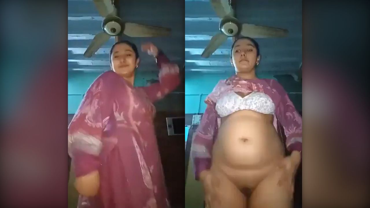 Nude Bhabhi’s XXX Dance Performance